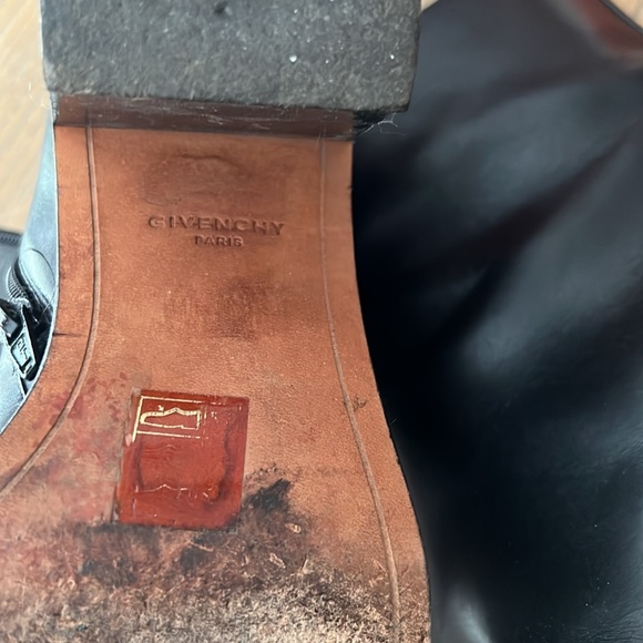 Givenchy Paris Booties Size 9 Black Leather Chains - Picture 7 of 13